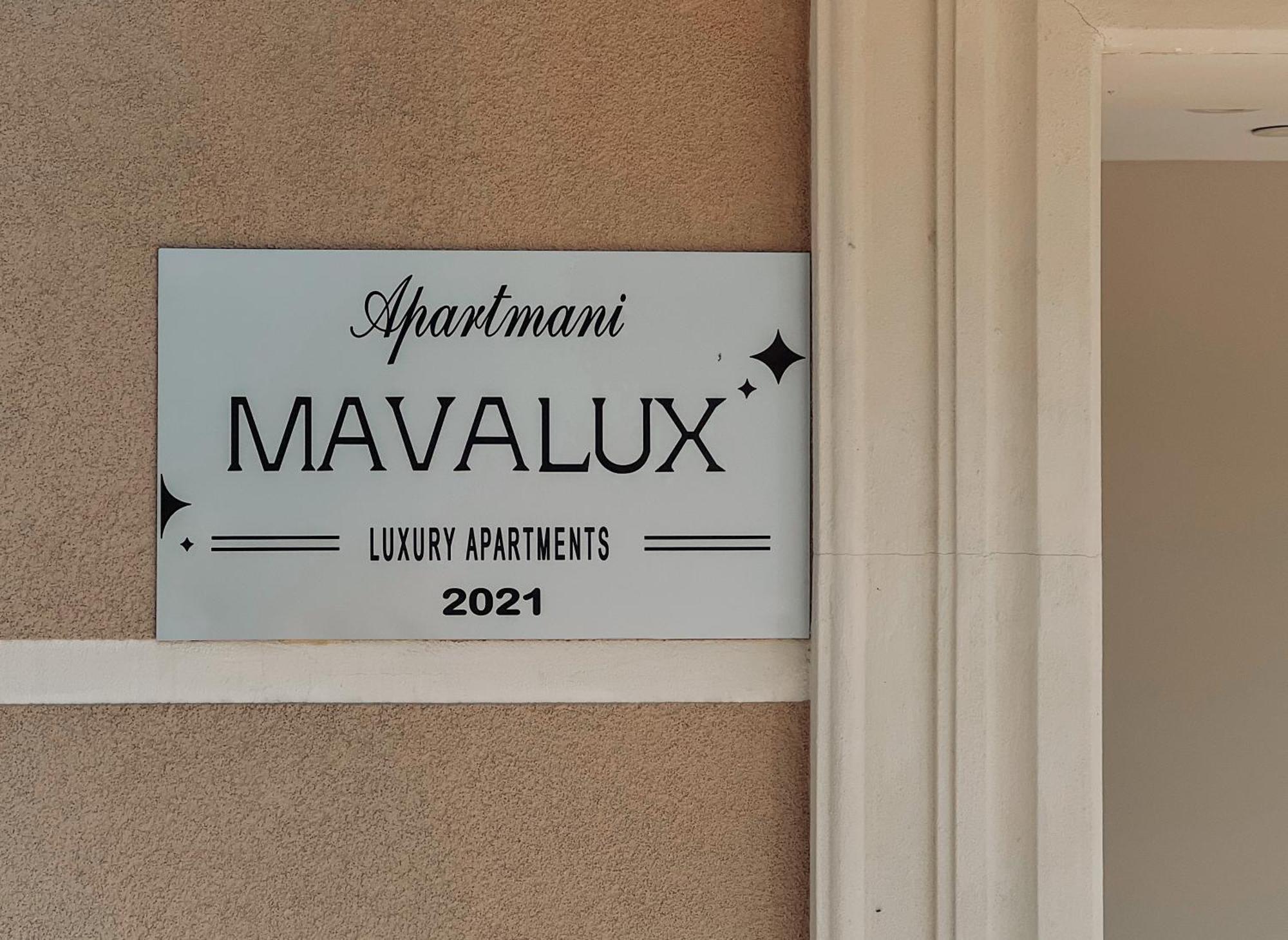 Mavalux Apartments 蒂瓦特 外观 照片